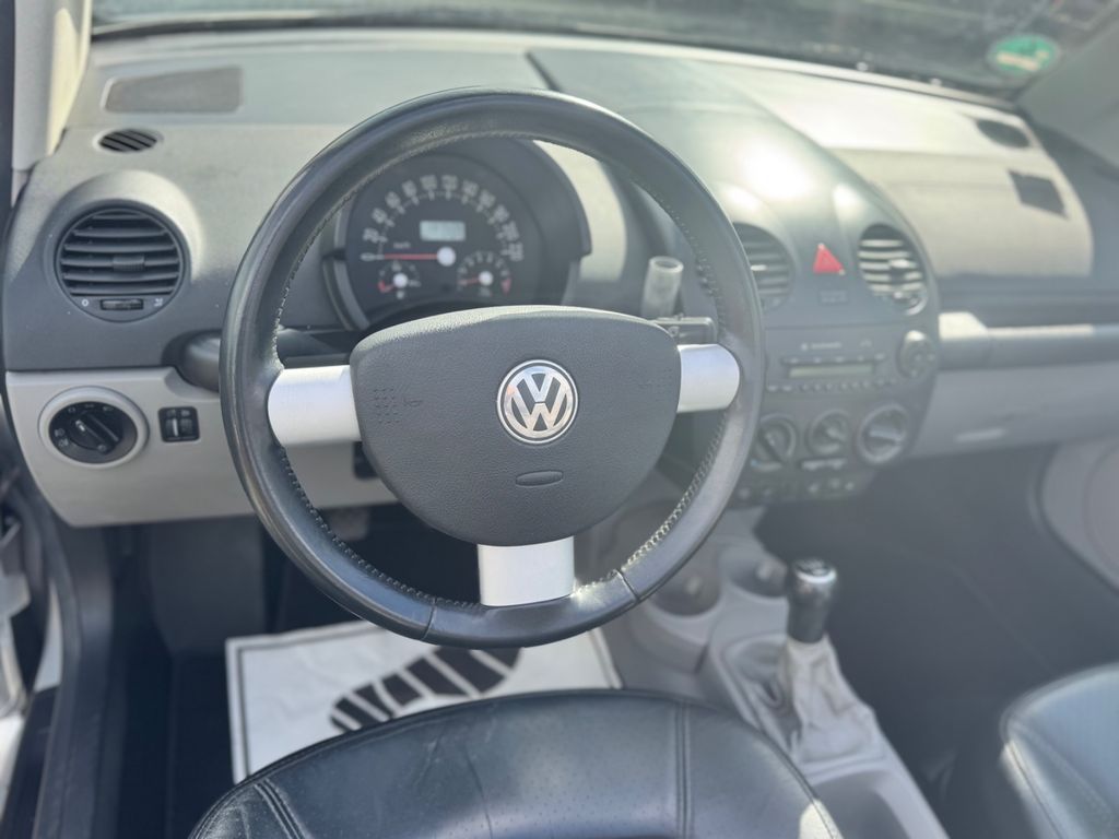 VW New Beetle - Bild 11