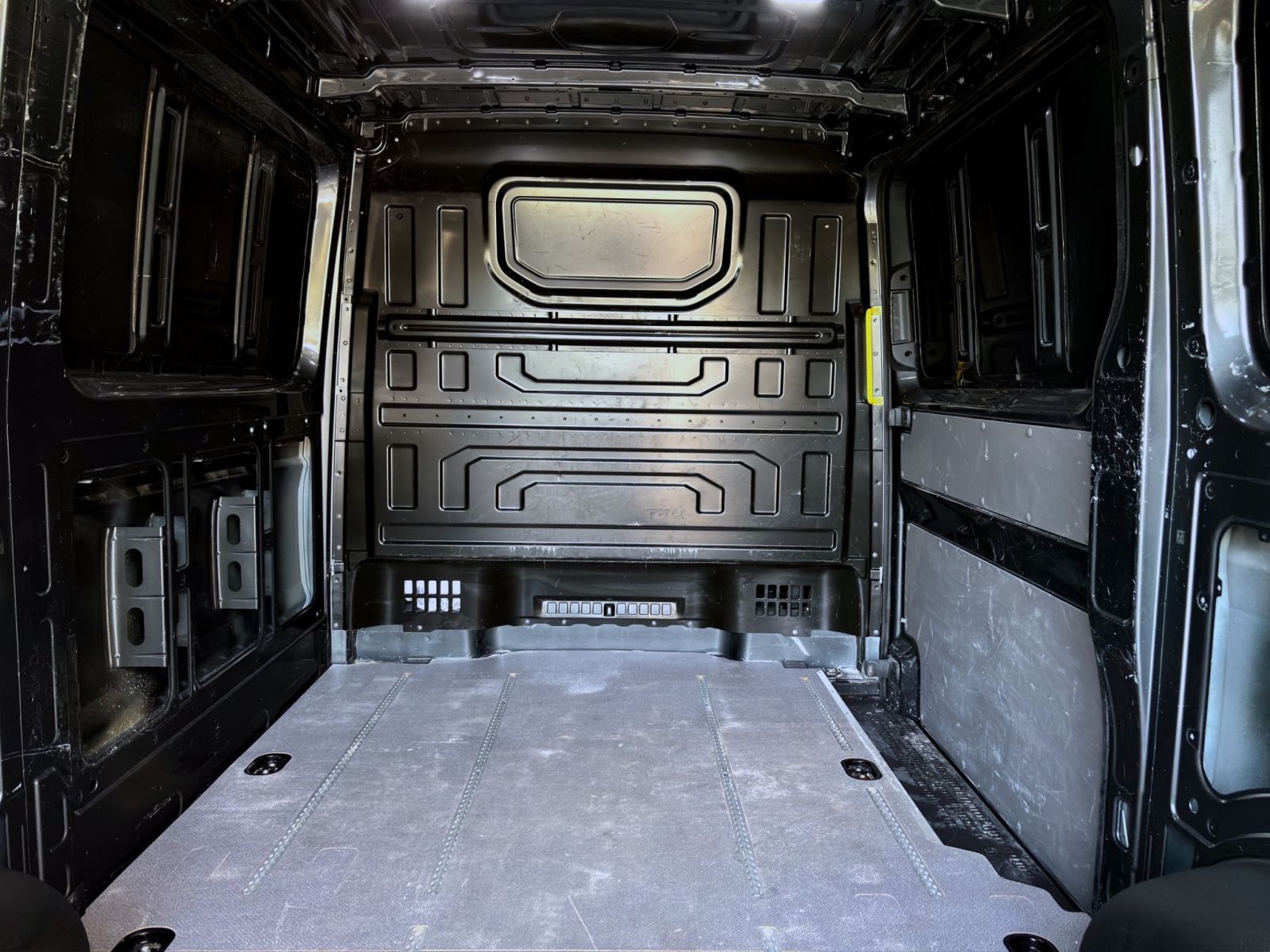 Volkswagen Crafter - Bild 4