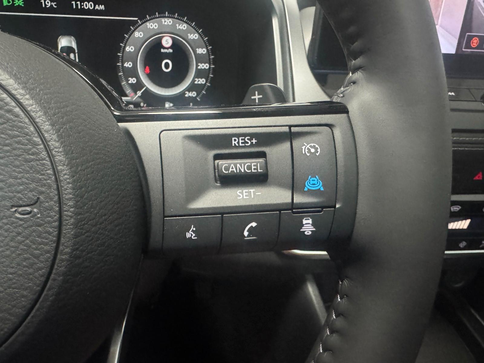 Nissan Qashqai N-Connecta +Pano+360 Grad+HeadUp, миниатюра 15