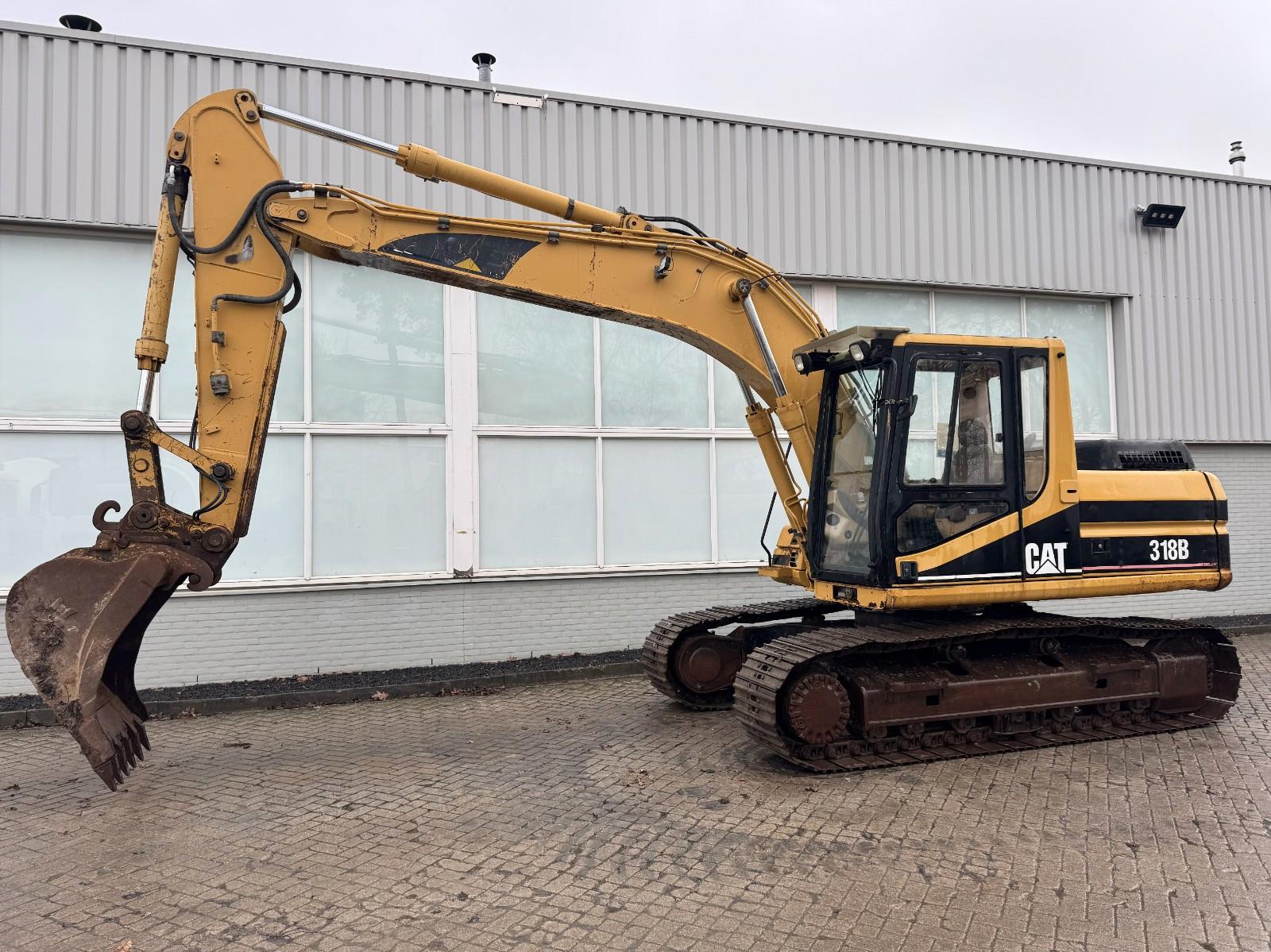 CAT 318 B LN