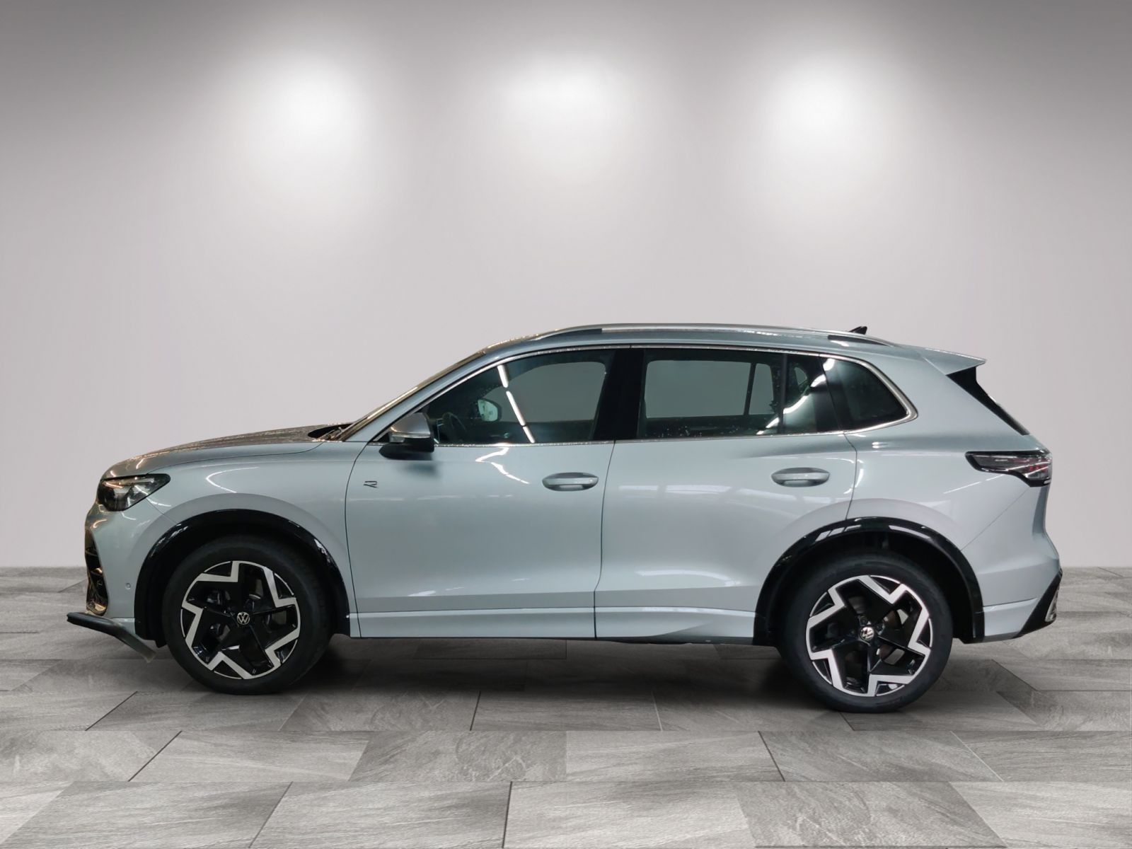 Volkswagen Tiguan R-Line 2.0 TDI AHK Matrix Standhz 09.30Ga foto 4