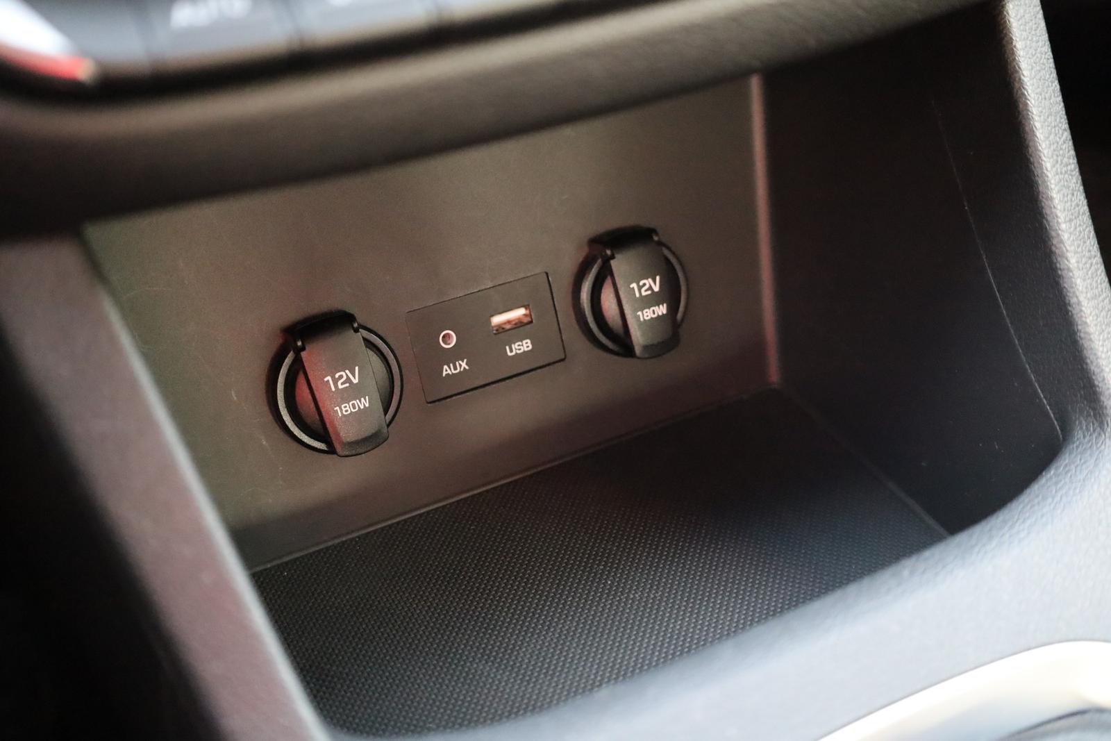 Hyundai i30 1.4 T-GDI Passion + LED Navi Kamera DAB USB