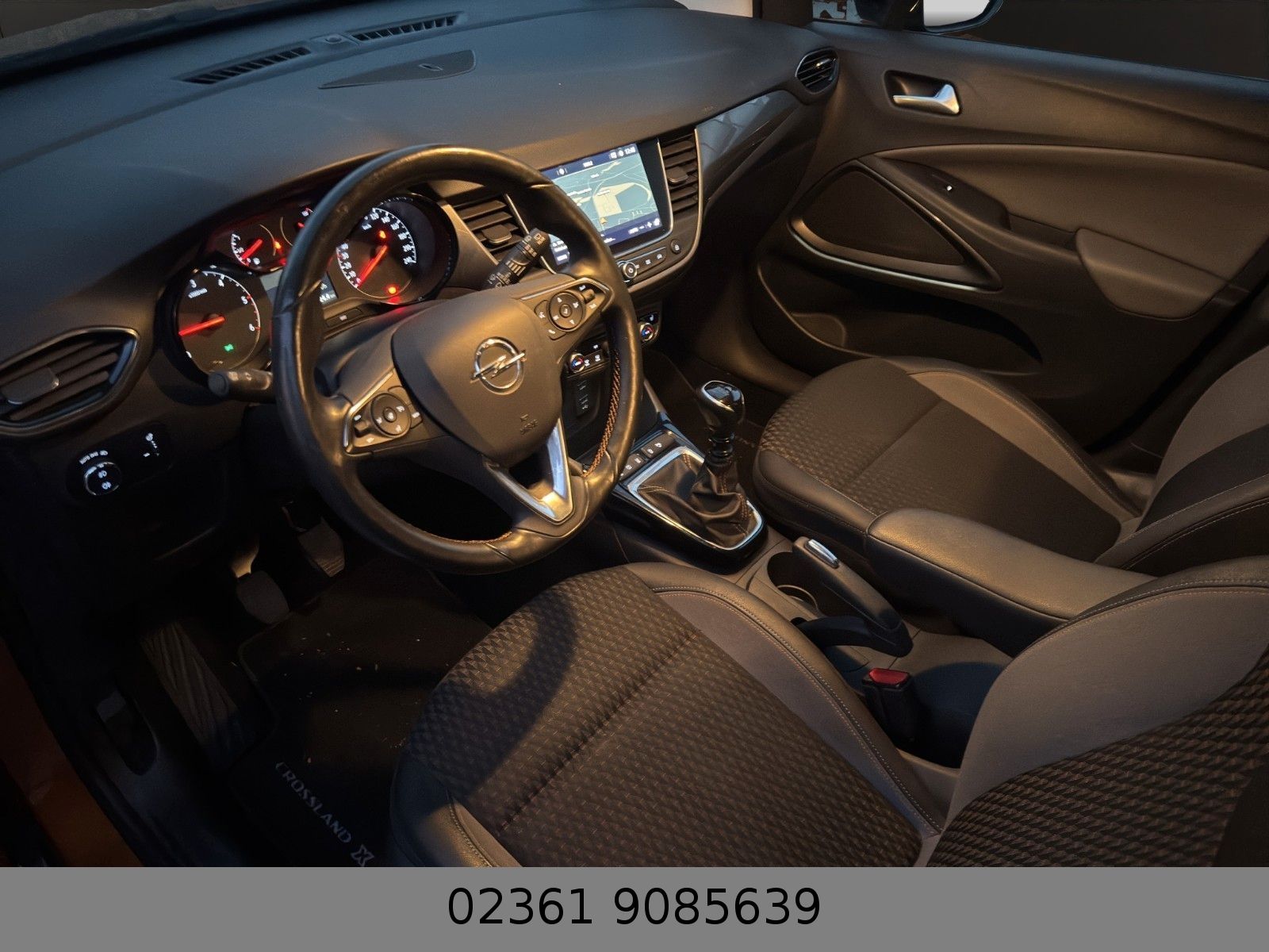 Fahrzeugabbildung Opel Crossland (X) Innovation Klima/Shz/Navi/2xPdc/