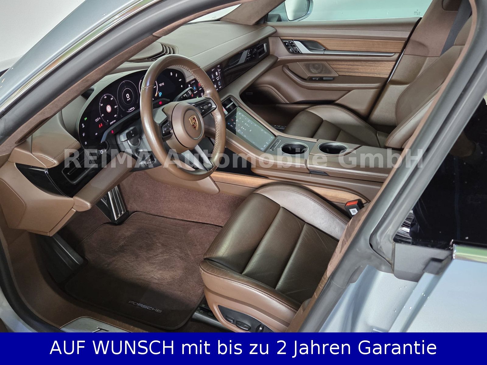 Fahrzeugabbildung Porsche Taycan Turbo 93 KWH, SOH 93,5%, LED