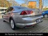 Volkswagen PASSAT ELEGANCE BUSS. 1,5 / KAMERA-ALCANTARA-LED - Volkswagen Passat in Frankfurt (Main)