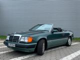 Mercedes-Benz  Cabrio CE 300-24V - Mercedes-Benz 300: Ce 24v