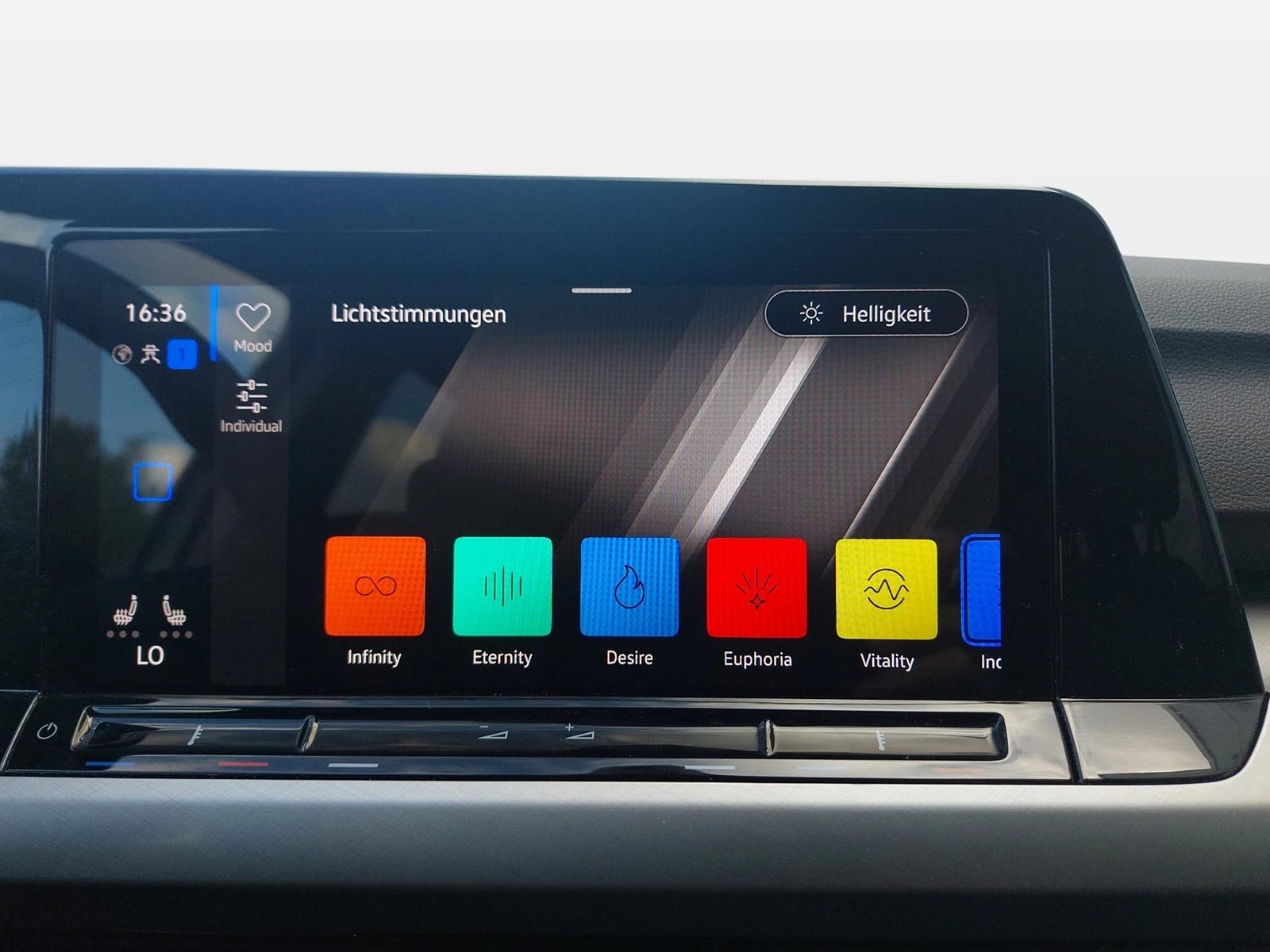 Volkswagen Golf VIII Variant 2.0 TDI Life NAVI ACC LED, миниатюра 19