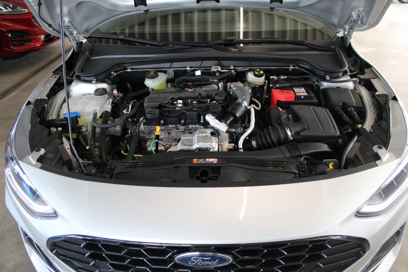 Fahrzeugabbildung Ford Focus ST-Line Turnier Automatik LED ACC CAM uvm.
