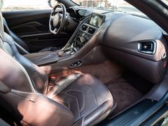 Aston Martin DBS – 30 / 32