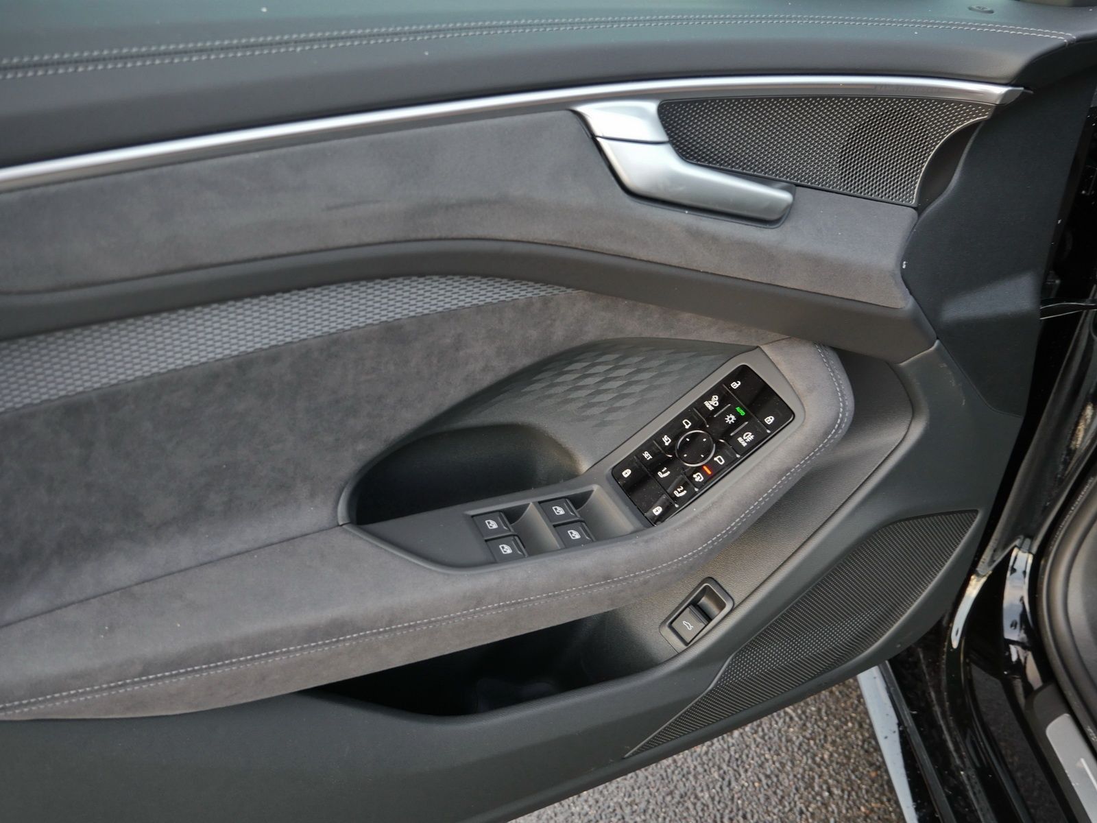 Audi A6 - Bild 21