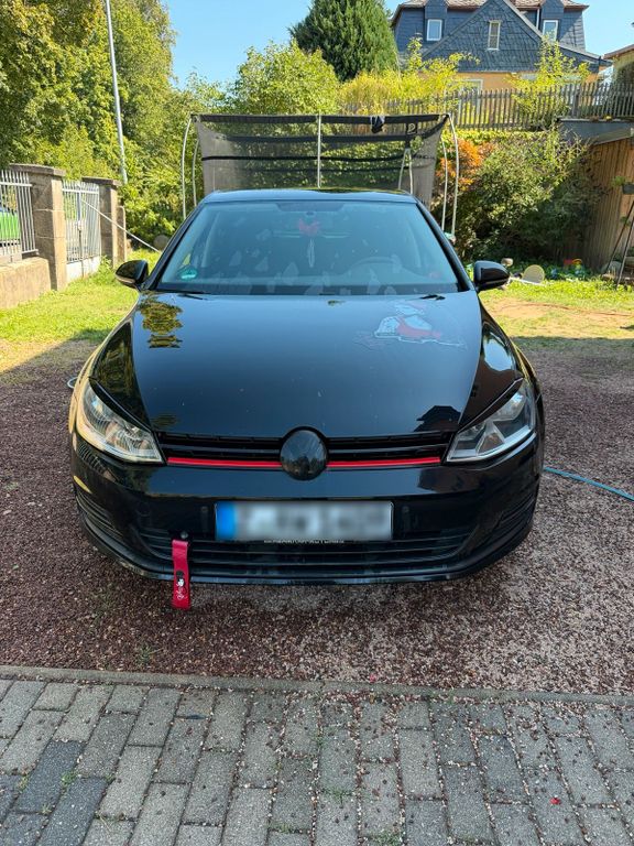 Image of Volkswagen Golf