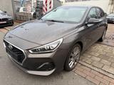 Hyundai i30 Passion + - Hyundai: Unfallwagen