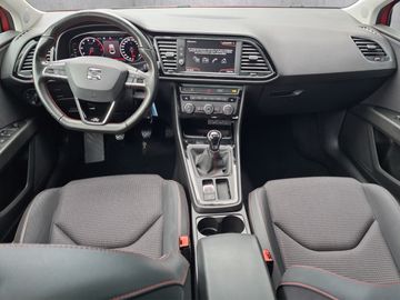 Fahrzeugabbildung SEAT Leon FR 1.5 TSI Panorama 18 Zoll Navi Klima