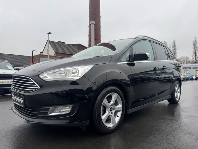 Ford Grand C-MAX *TITANIUM*KAMERA*TÜVNEU*TEMP