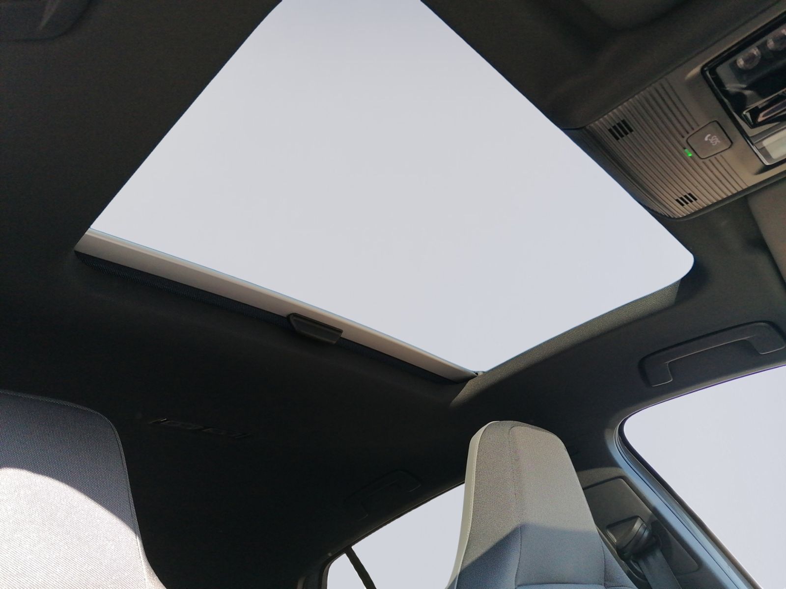 Golf VIII GTD DSG KAMERA+PANO+HARMAN-KARDON