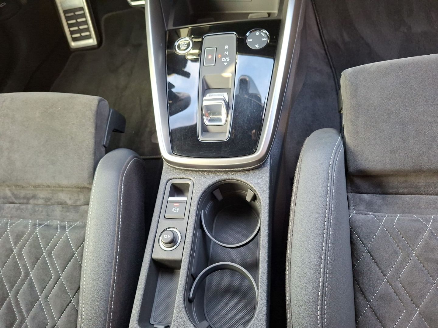 A3 Sportback 40 TFSI e S line *Navi*Kamera*