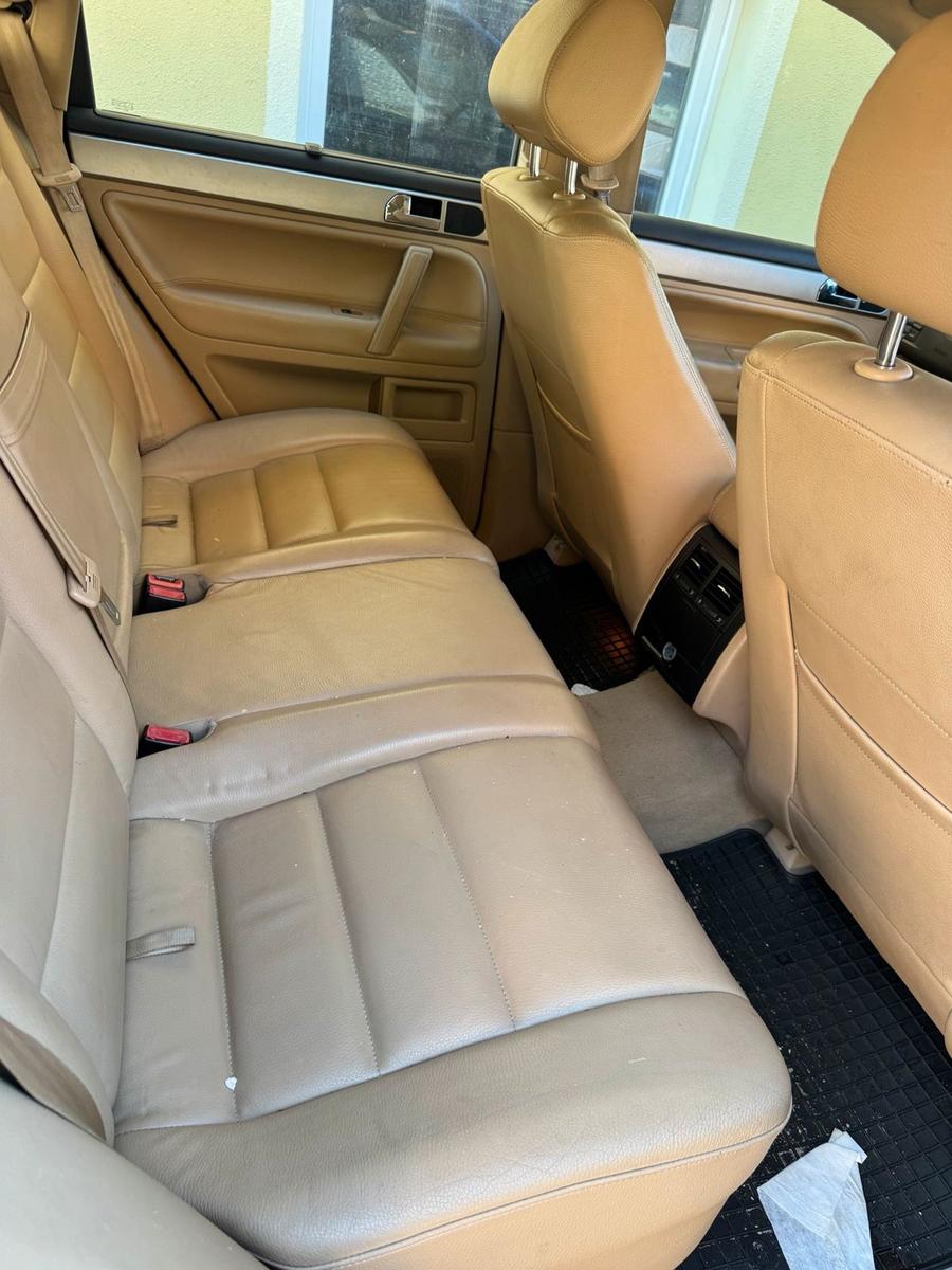 Volkswagen Touareg 2008 — photo 8