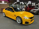 BMW M3 Baureihe M3 Lim. Basis Carbon/Ceramic Bremsen - BMW M3 mit Benzin-Antrieb: Limousine, Automatik