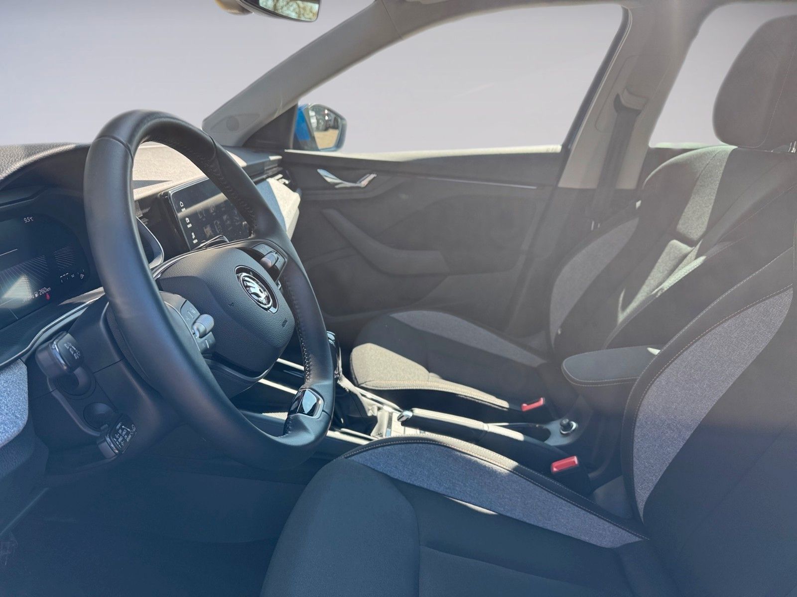 Fahrzeugabbildung SKODA Scala Selection 1.0 TSI
