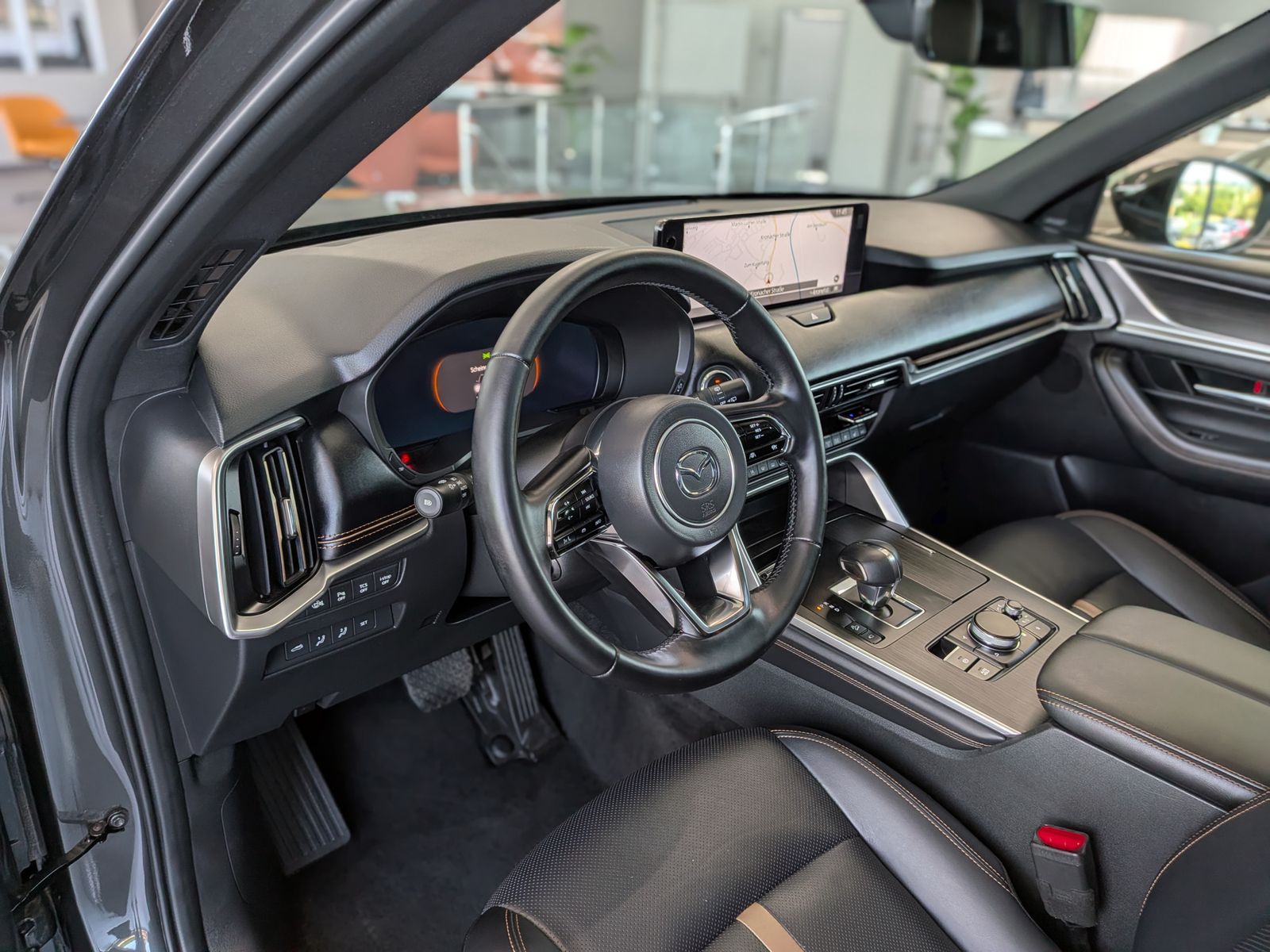 Vehicle image Mazda CX-80 3.3L E-SKYACTIV D 254 HOMURA+ 7-seat Pano