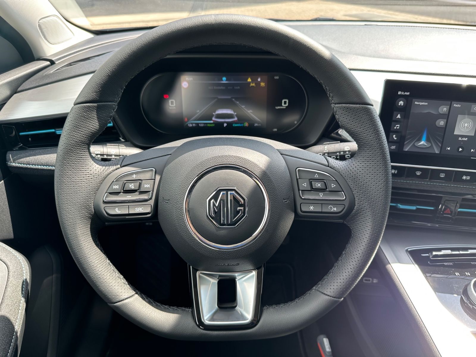 Fahrzeugabbildung MG MG5 Luxury Navi/ACC/LED/360°-Kamera/Shzg./17"