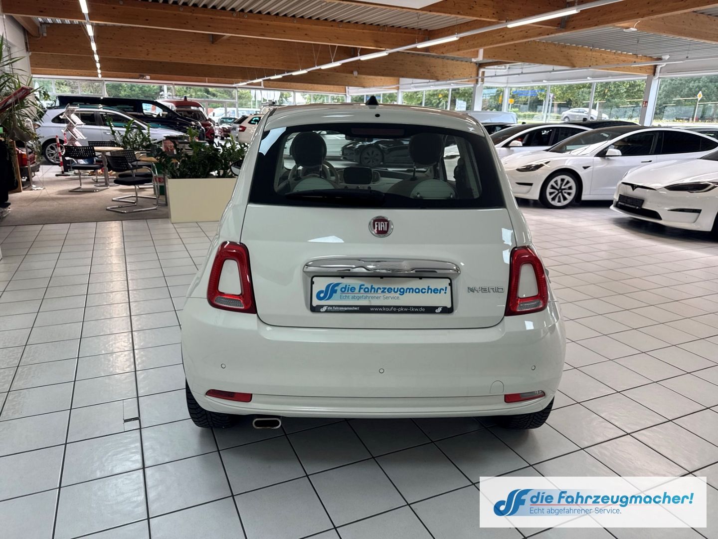 Fahrzeugabbildung Fiat 500 Lounge 1.0 Mild Hybrid EU6d Apple CarPlay An