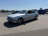 BMW 520i - viel an Karosserie und Technik erneuert - BMW 520 aus 2000: 520i