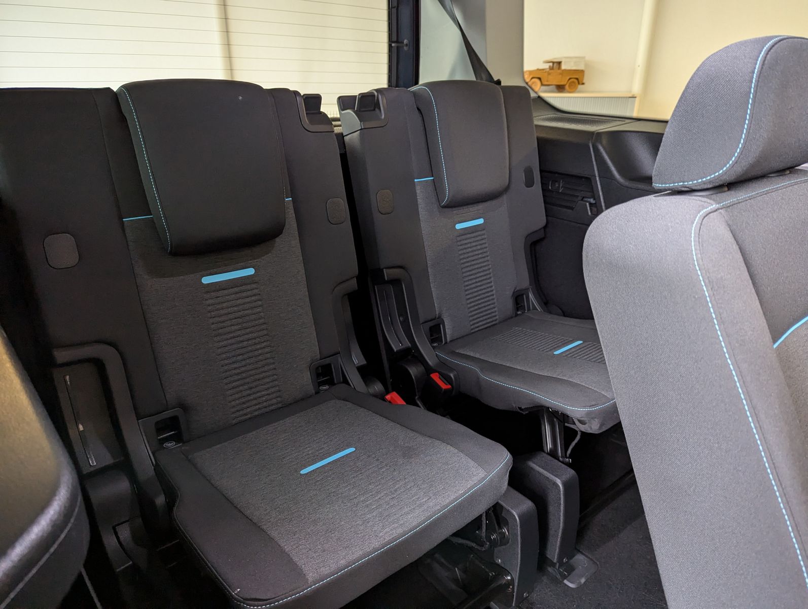 FORD Tourneo Connect L2 Active 7-Sitz Bi-LED Pano AHK - Image 17