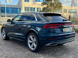 Audi Q8 55 TFSI e quattro 280 KW Plug-in-Hybrid Pano - Audi Q8 in Nürnberg