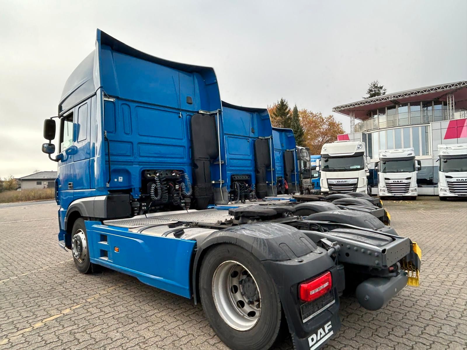 Fahrzeugabbildung DAF 12 Stück SSC, Intarder, Klima, Bj.2021