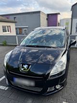 Peugeot 5008 2011 hdi 1.6 7 sitzen - Peugeot 5008 mit Diesel-Antrieb: Kleinbus, 1.6