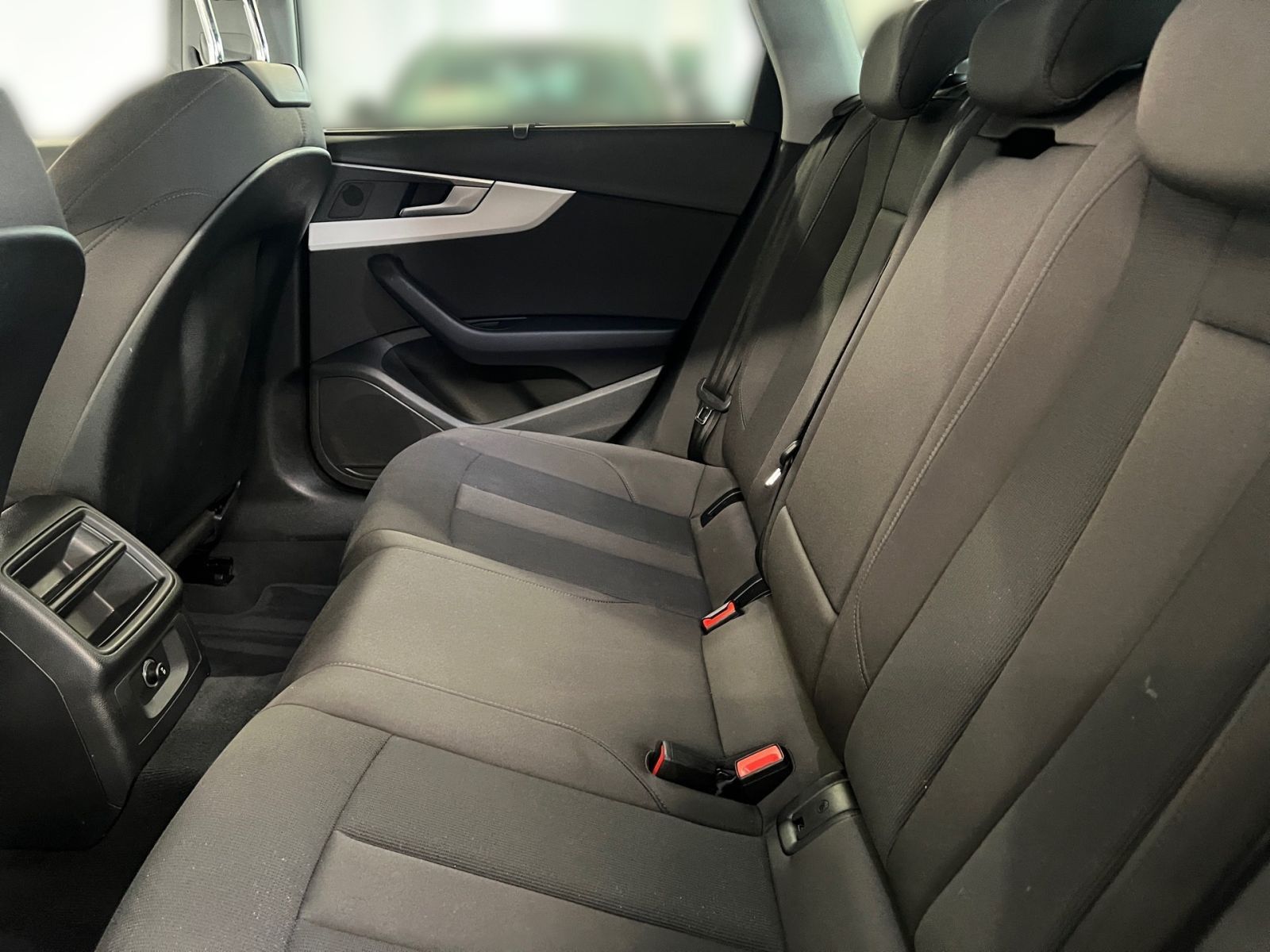 Audi A4 - Bild 13