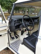 Land Rover Serie III Leyland 109er Pickup aus 1976 - Land Rover mit Benzin-Antrieb: Ii