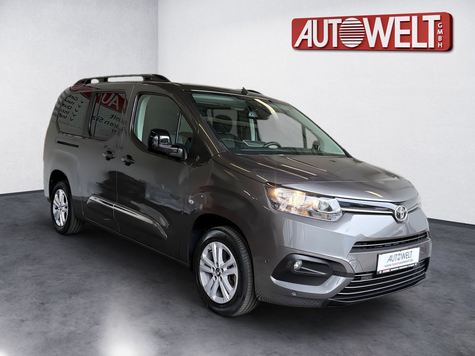 Fahrzeugabbildung Toyota Proace City Verso 1.2 L2 D Team Deutschland Navi