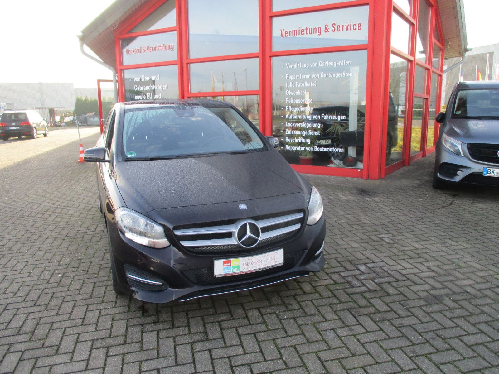 MERCEDES-BENZ B 200