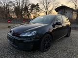Volkswagen VW Golf 6 gti Adidas Edition - Volkswagen Golf: GTI Adidas