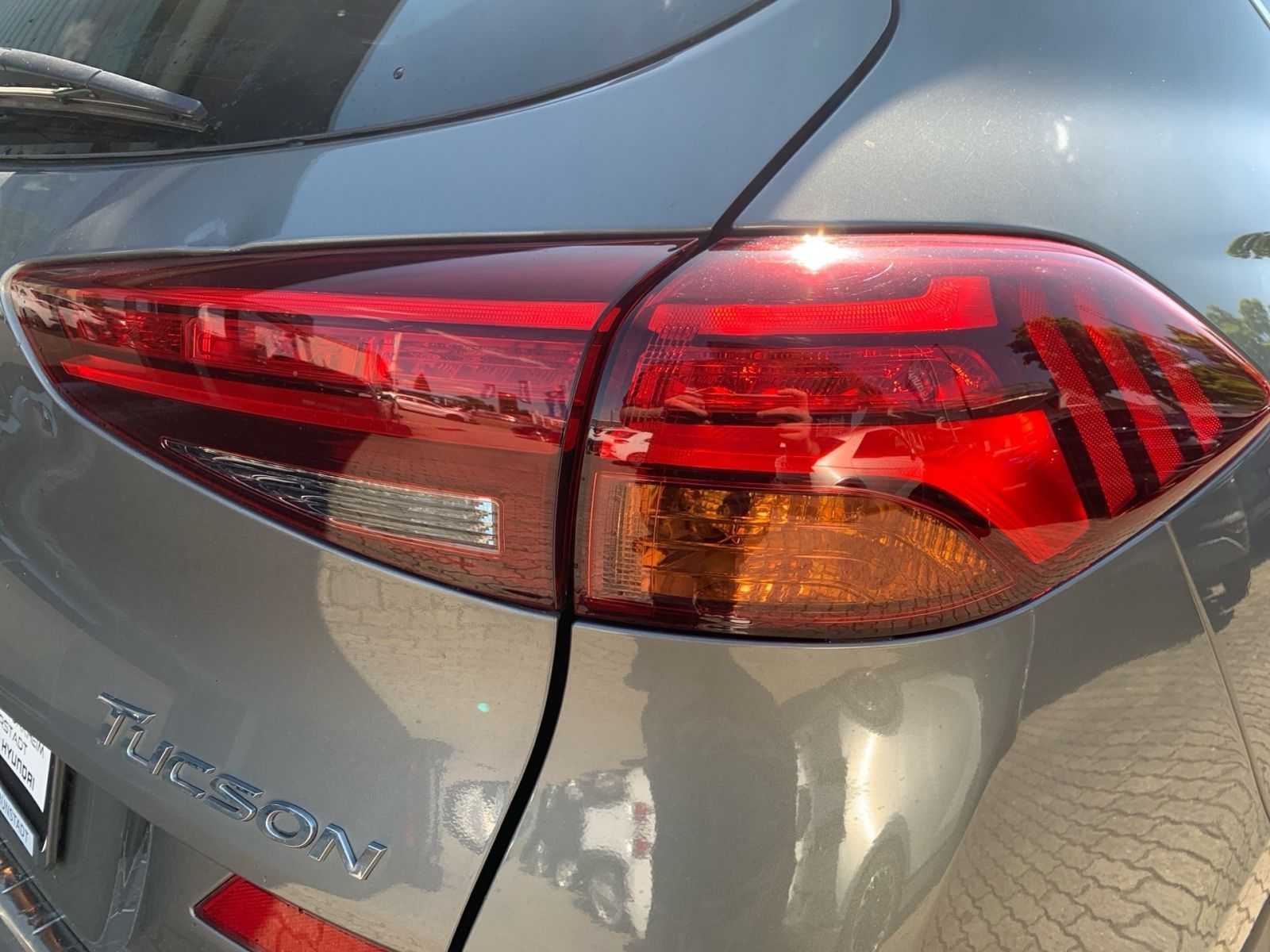 Fahrzeugabbildung Hyundai TUCSON 2.0 CRDi 8-AT Mild Hybrid Premium 4WD Exp