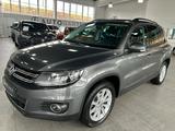 Volkswagen Tiguan*Navi*Leder*Automatik*Tempomat*PDC - Volkswagen Tiguan: Auto