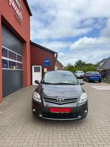 Toyota Auris Edition - gebrauchte Toyota Auris aus dem Jahr 2012