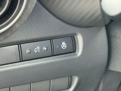 Fahrzeugabbildung Juke N-Design Hybrid 1.6 Leder/8xReifen/Winterpa