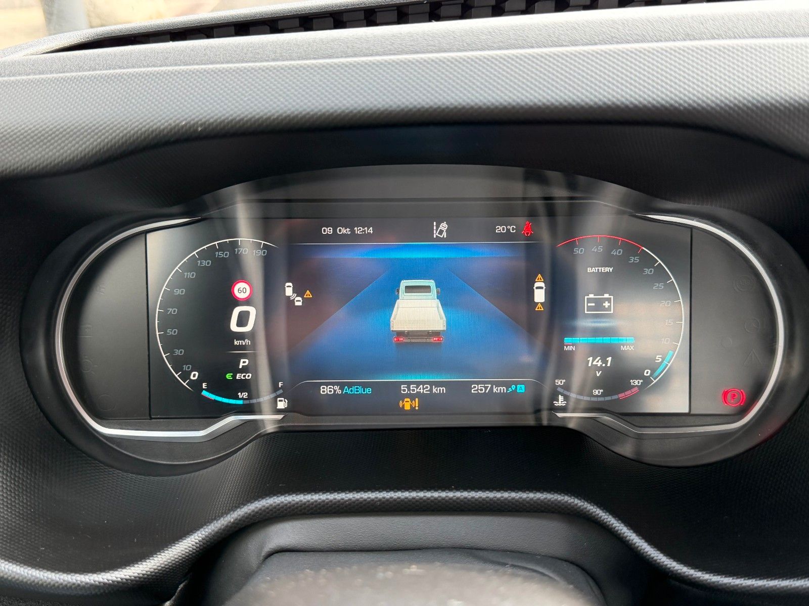 Fahrzeugabbildung Iveco Daily 35S14 A8 Pritsche *R.3450mm*AHK*Automatik