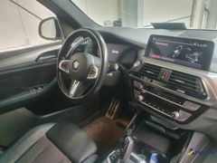 Fahrzeugabbildung BMW X3 xDrive30dA M Sport Navi LED StdHz Pano H+K