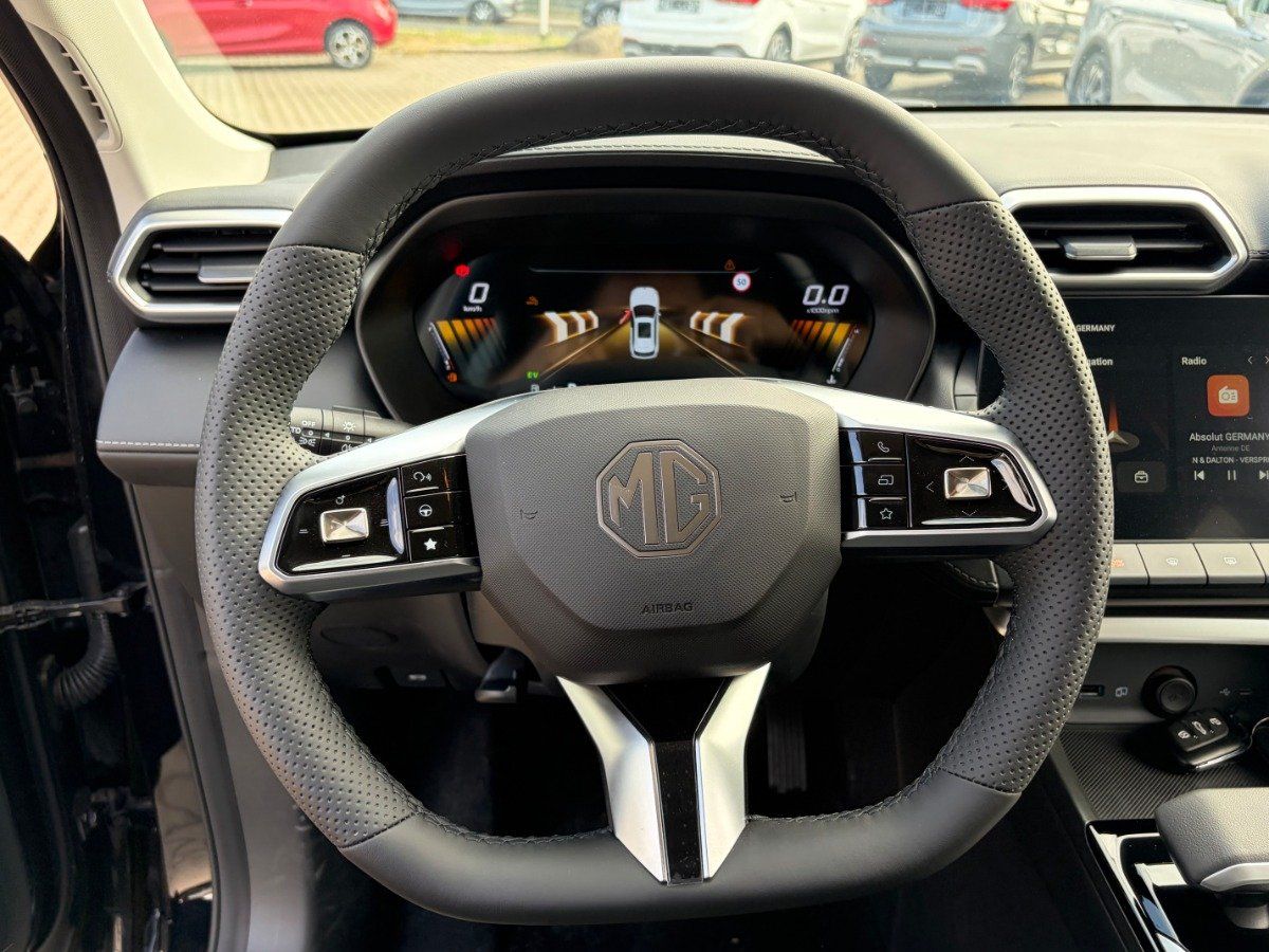 MG ZS