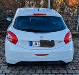 Peugeot 208 1.6 e-HDi, Neuer TÜV + Zahnriemen, FIX PREIS - Peugeot 208 mit Diesel-Antrieb
