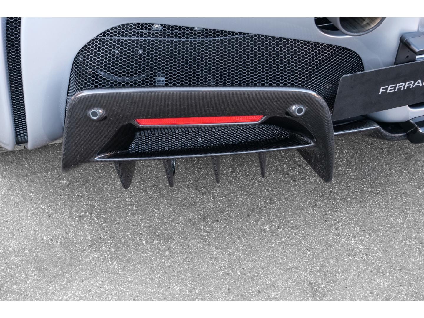 Ferrari SF90 Stradale *Carbon-Felge*Racingsitze*Assetto-