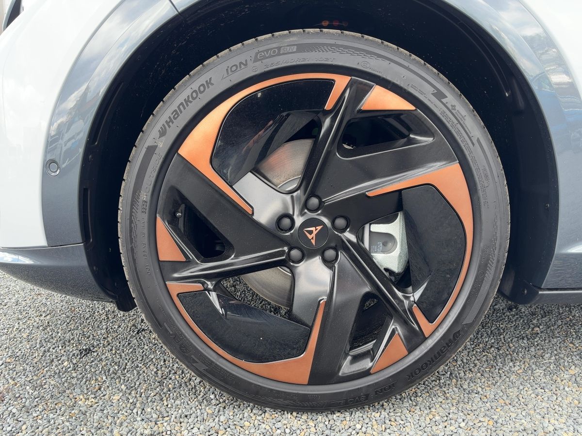 Cupra Tavascan - Bild 12