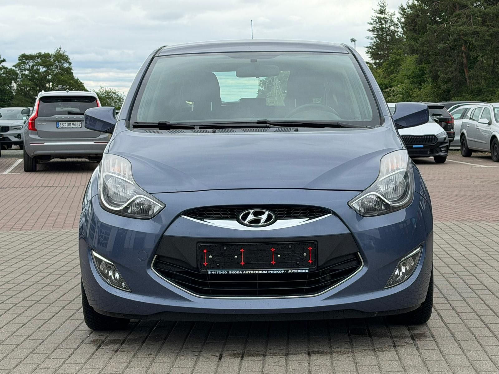 Fahrzeugabbildung Hyundai ix20 1.6 Comfort Navi*Allwetterbereifung