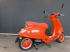 VESPA Elettrica 70 km/h RED - AKTION bis 19.04.2026