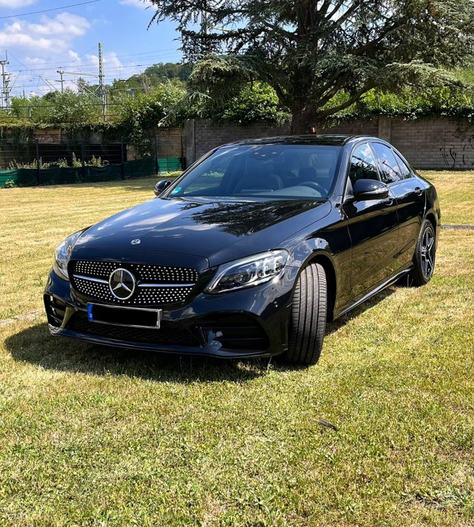 Image of Mercedes-Benz C 400