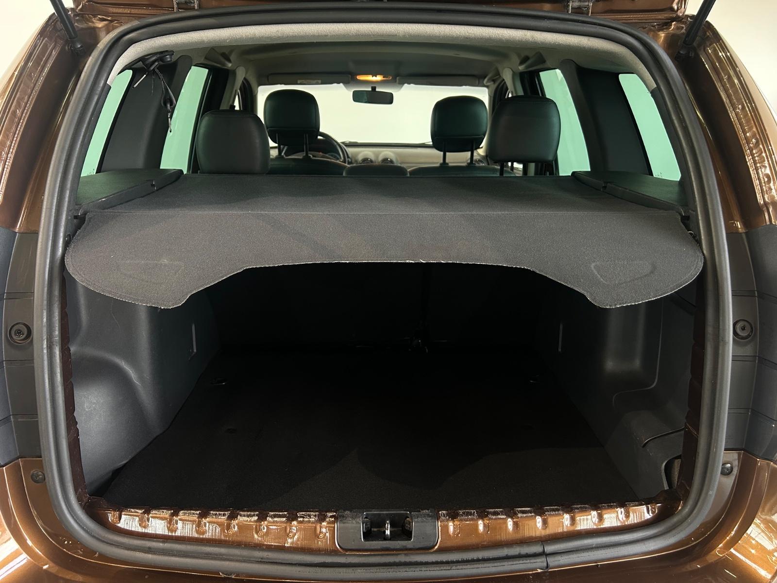 Dacia Duster 2012 — photo 18